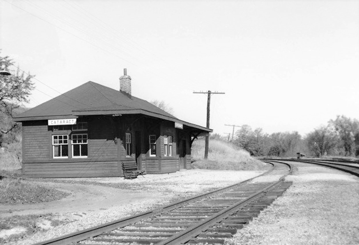 Cataract Junction Station - Toronto Railway Historical Association